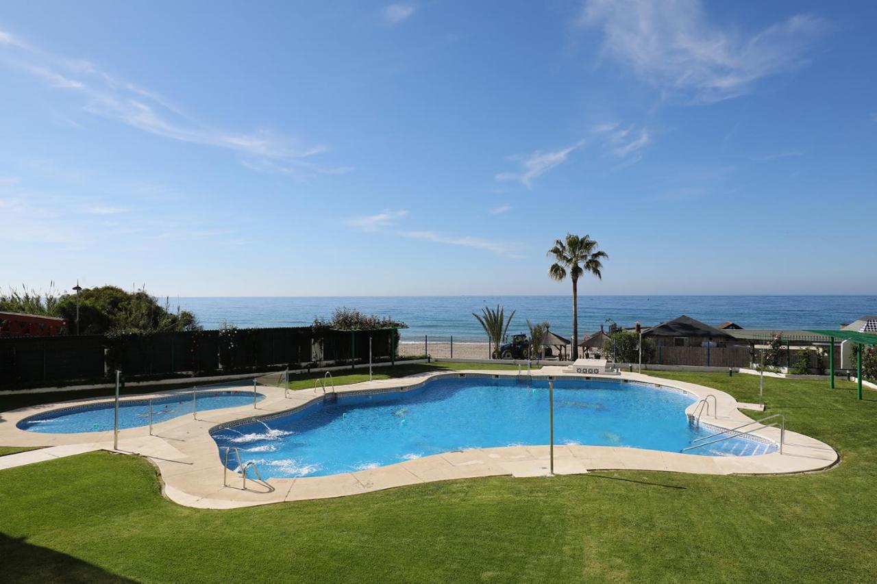 Banana Beach Primera Linea De Playa Marbella Exterior photo